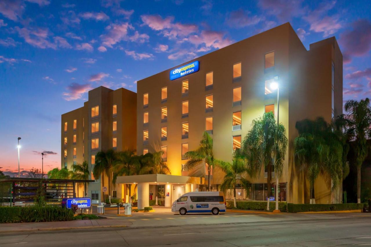 City Express By Marriott Leon Ngoại thất bức ảnh